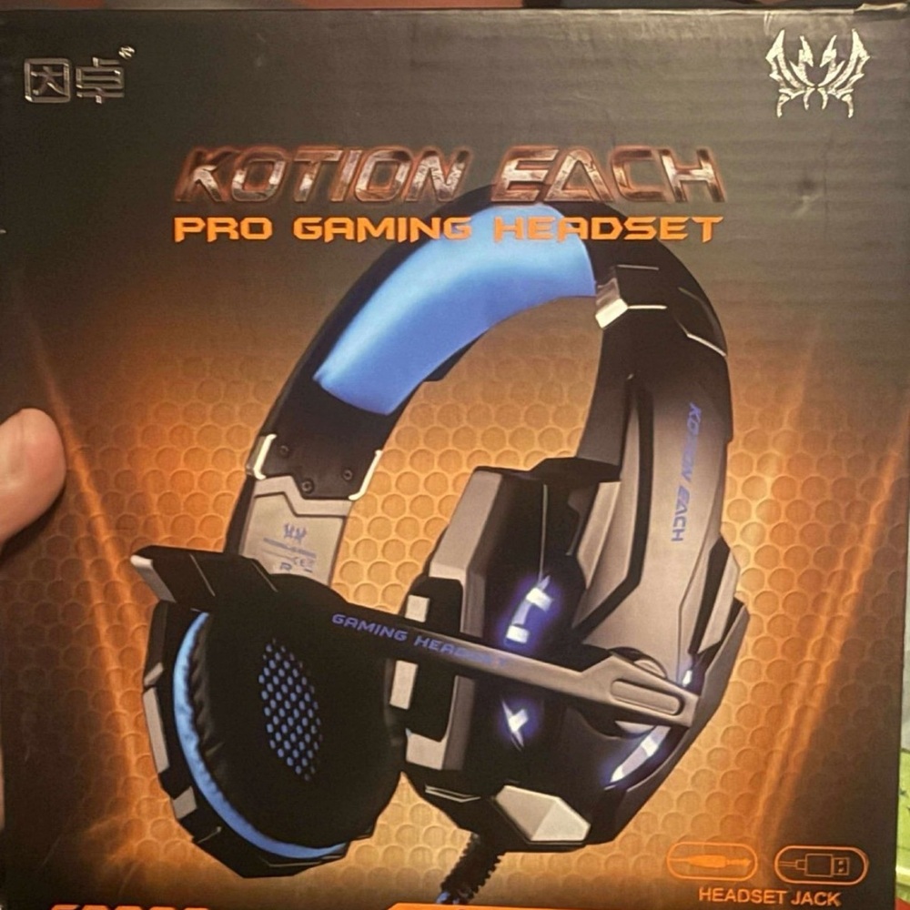 Pro Gaming Headset - Black and Blue